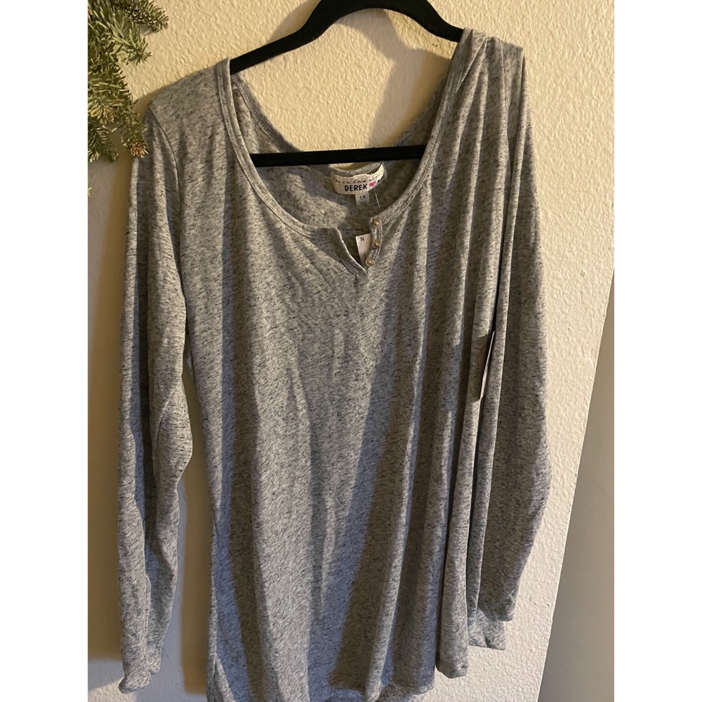 NWT I’m in love with Derek size 1X